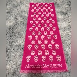 Alexander McQueen skull motif scarf in a fuchsia pink and white colorway - NWOT